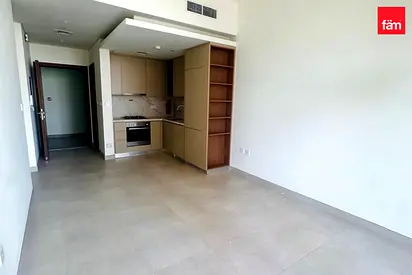 Vacant | Brand New | Unfunished | Mid Floor