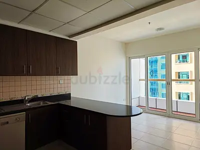 2BR by Landlord - High Floor, Partial Sea View, vacant in Dec