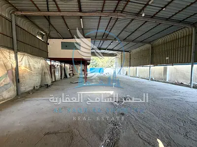 مستودع وحوطة للإيجار | الصناعية 17 | 10,000 قدم² | مكاتب وسكن عمال | كهرباء 50+ كيلوواط | 220 ألف درهم سنويًا