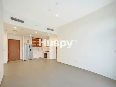 Butterfly Layout | Pool View | High Floor