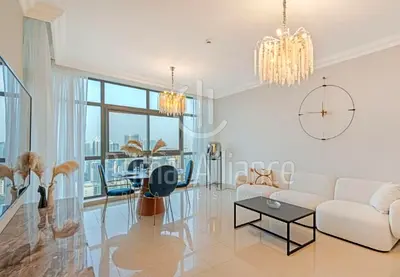 Full Lake View | Best Deal | Vacant | Upgraded
