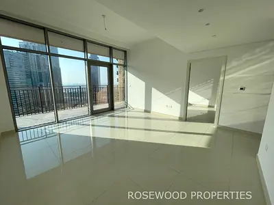 Bright | Well maintained | Community View