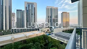 Spacious layout | Park View | Vacant