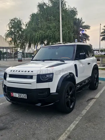 Land Rover Defender 90 S P300 2021 GCC Specs