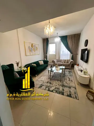 شقة فاخره -ثاني ساكن- غرفتين وصالة مع بلكونه مفتوحه.عجمان النعيميه 3 .مفروشه بالكامل للإيجار الشهري. الايجار يشمل الفواتير والإنترنت وموقف