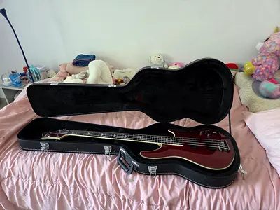 Schecter Omen Extreme-4 Bass, Black Cherry, Active, with Hardshell Case