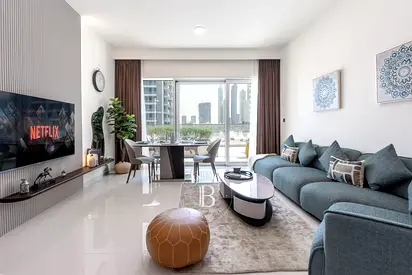 Elegant 1BR |Fully Furnished |Private Beach Access