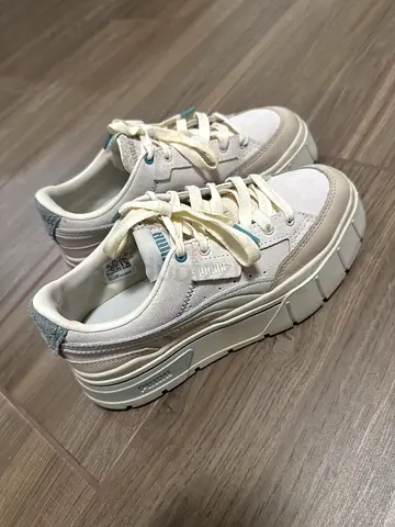 Puma sneakers