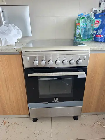 Electrolux Full Gas Cooker 60x60cm With Oven Flawless Condition