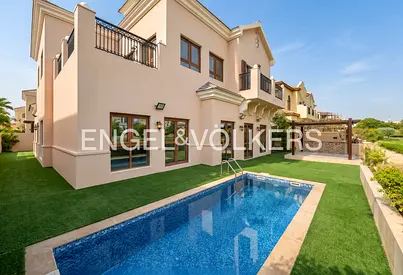 Pool | Lake View | Exquisite