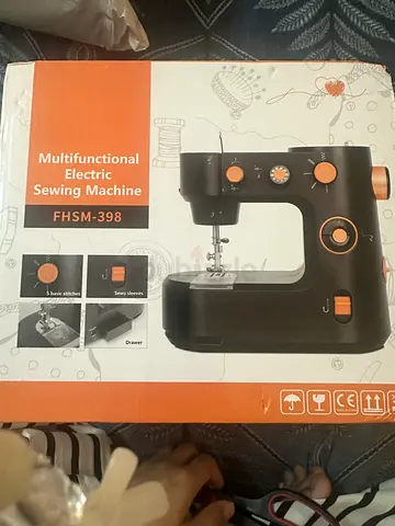Multifunction Electric Sewing Machine FHS M-398 - Lightly Used