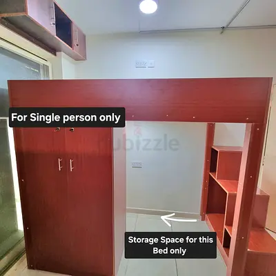 Ladies Only Executive Bed Space, very close Metro
