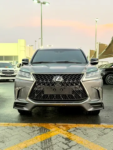 Lexus LX 570 Sport 2016 GCC Specs