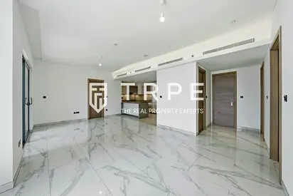High Floor | 2 Beds + Maid | Vacant Now