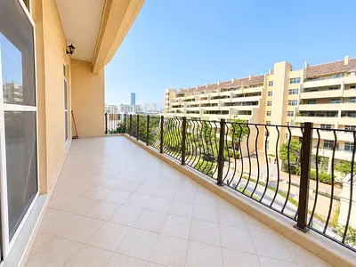 Spacious 1BR | Extra Storage | Motor City