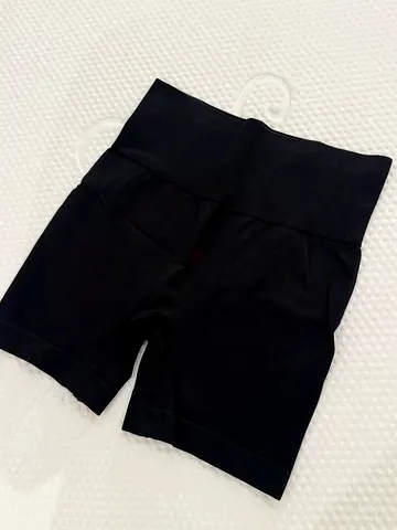 Black High-Waist Sport Shorts - Size S (Inneme brand)