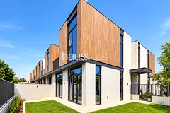 Corner Plot | Vacant | Landscaped