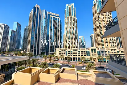 UNFURNISHED | LOW FLOOR | BOULEVARD FACING