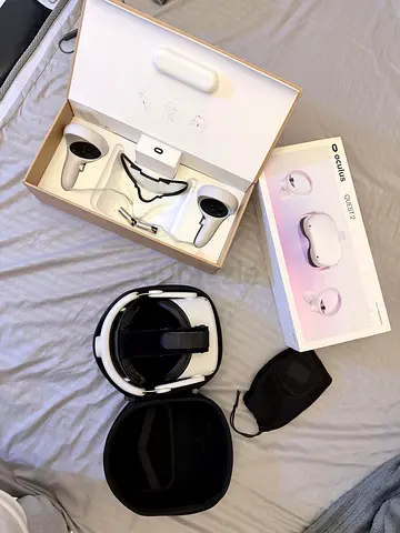 Meta Oculus Quest 2 VR Headset with Case & Head Strap – Full Box Set
