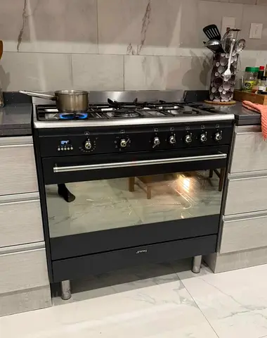 Smeg Stylish 5 Burners Top Gas Oven Electric Digital Cooking Range Latest Version 90cm