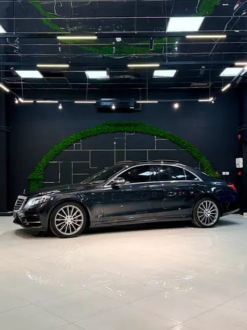 Mercedes-Benz S-Class S 400 Gargash Service History
