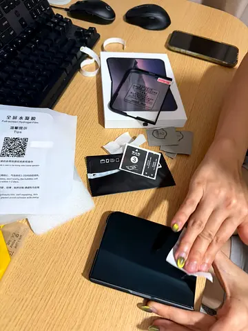 Brand New iPhone Duo Singapore Set