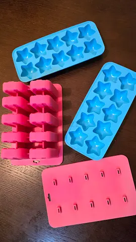 Set of Silicone Ice Cube and Popsicle Molds (Star & Popsicle Shapes)