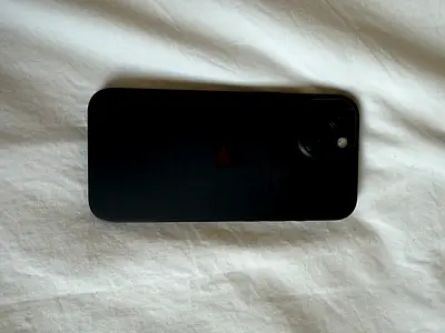 iPhone 15 - 128GB