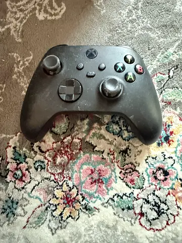 Xbox series x with one controller
