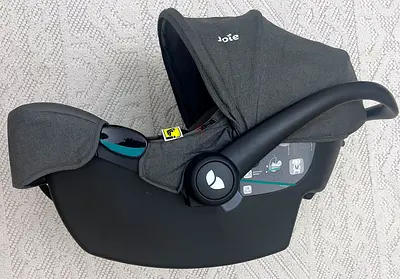 Joie i-Snug 2 Infant Carrier / Car Seat - i-Size compatible