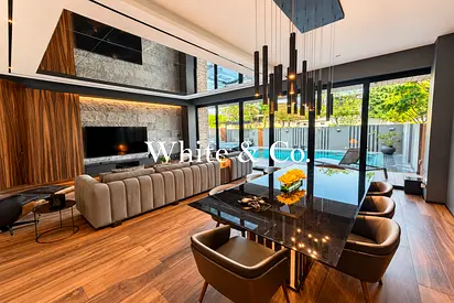 Fully Upgraded | Single Row | Private Pool