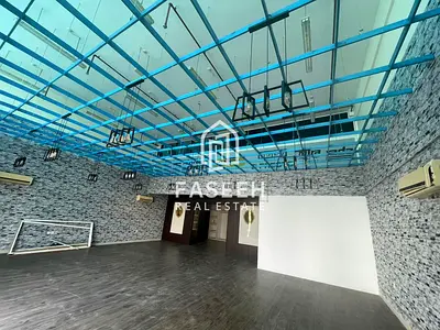 Showroom | all activity | main road