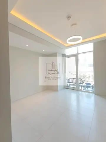 Prime Location | Unfurnished | Flexible Chqs