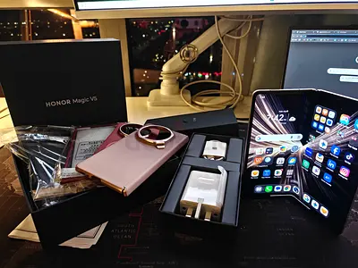 FOLD V5 Magic 512GB IN WARRANTY + Extras