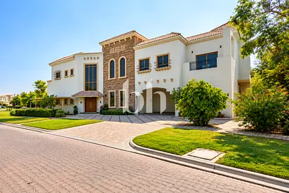 Private Elevator | Huge Basement | Vastu Compliant