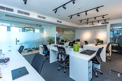 Prime Location | Vacant | Metro Access