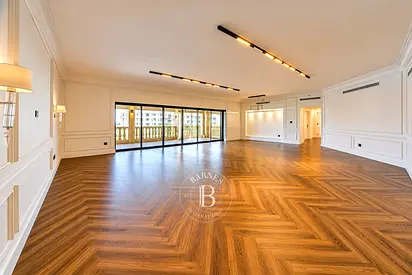 Renovated | Popular A Type | 3328 SqFt | Park Views