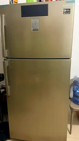Samsung Top Freezer Refrigerator - 2 Door, Silver, Good Condition