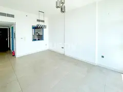 Unfurnished | Vacant | Pool View