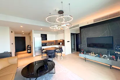 Upgraded | Large Layout | Vacant | High Floor
