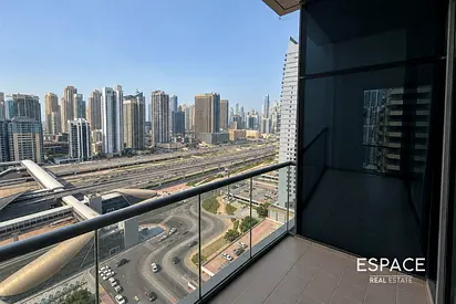 Spacious Unit | Vacant Now | Near Metro