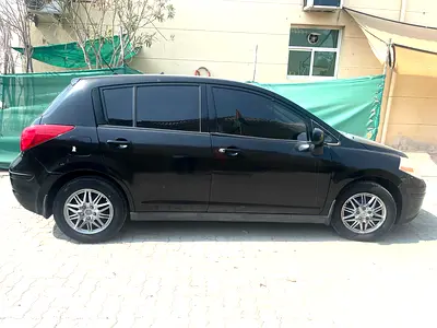 Nissan Tiida 2009 SV