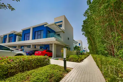 Dead-End Corner | Filtered Water | Landscaped TH