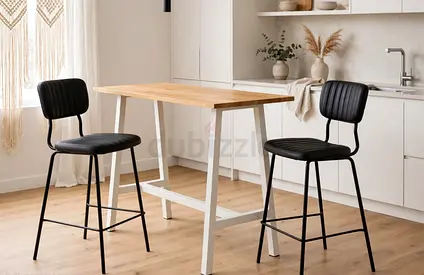 Brandnew/set of High dining table and 2pcs high bar chairs(pure wood(