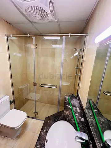 Glass partition