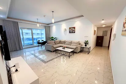 Luxury 1BR | Prime Marina Location | Furnished