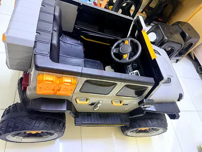 Toy jeep