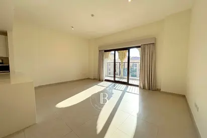 Well Priced | Spacious | Mid Floor