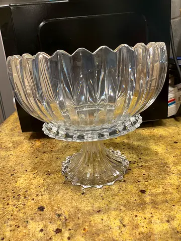 Glass Crystal Candy / Fruit Bowl on Pedestal - excellent Condition