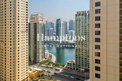 Fully Renovated Apartment | Marina Canal Views
